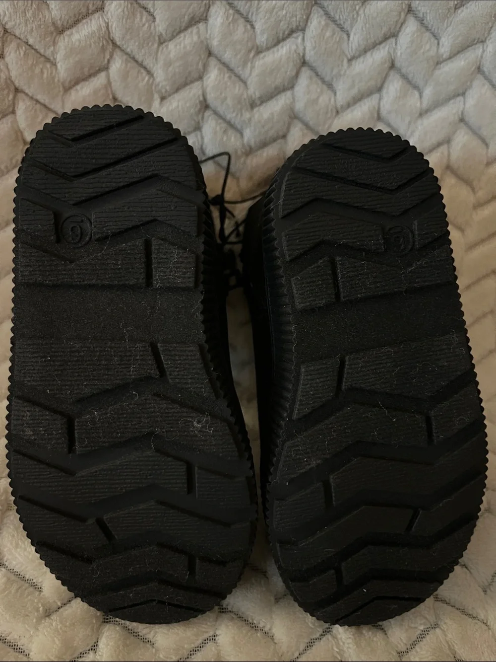 Kids Black Cozy Winter Boots